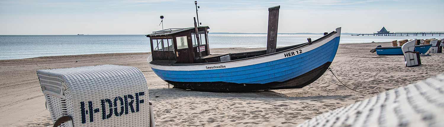 Heringsdorf Strand Boot HER12 Seeschwalbe Strandkorb Sand ruhiges Meer Ostsee Seebrücke Insel Usedom